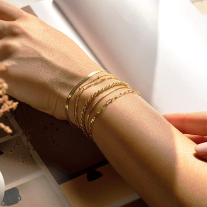 Dainty Gold Bracelet Set
